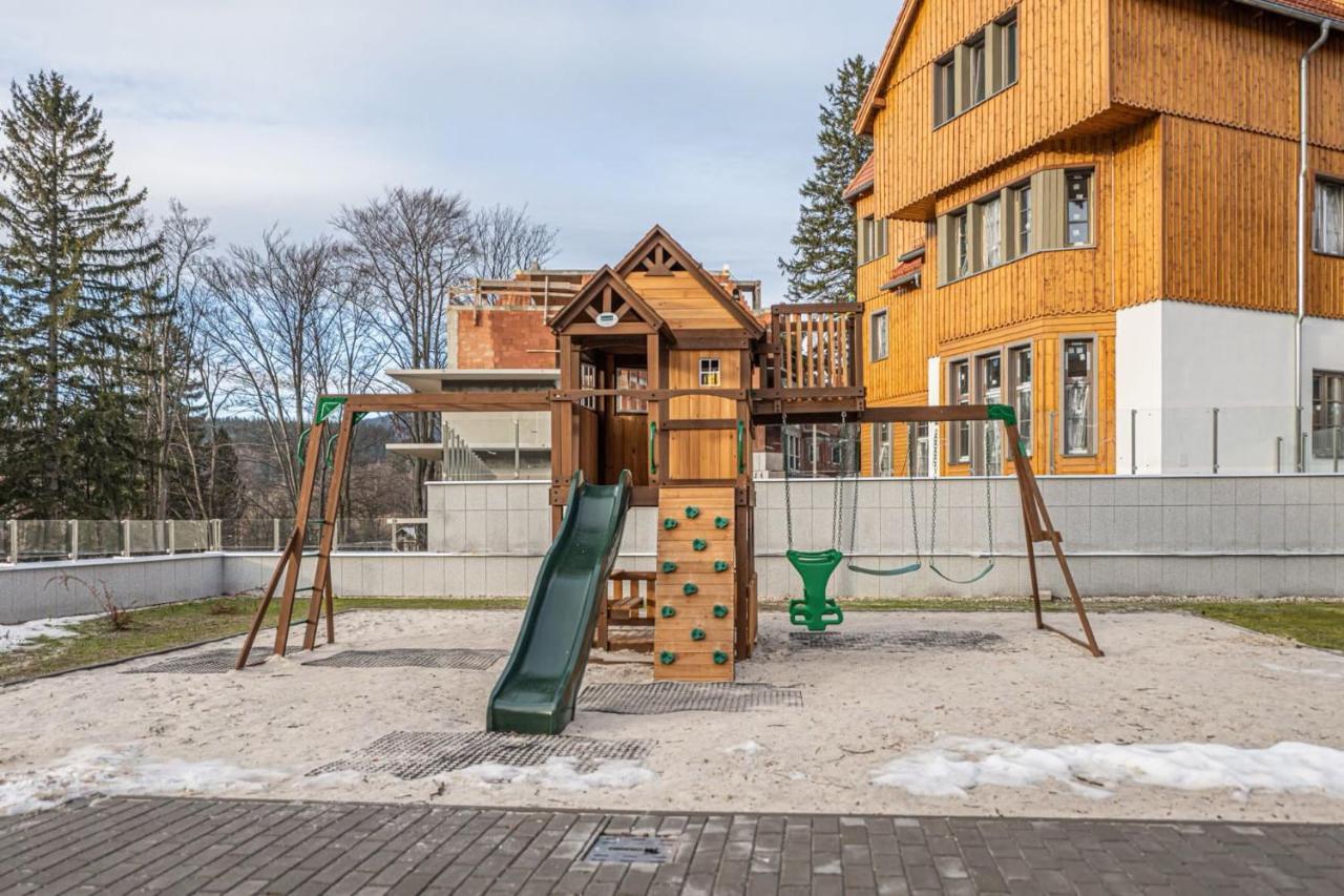 Stonehill24 - Apartament & Spa 스클라르스카포렘바 외부 사진