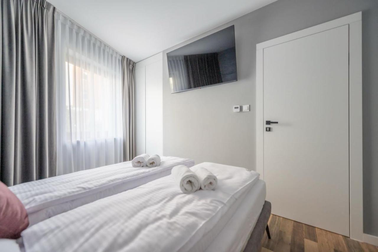 Stonehill24 - Apartament & Spa 스클라르스카포렘바 외부 사진